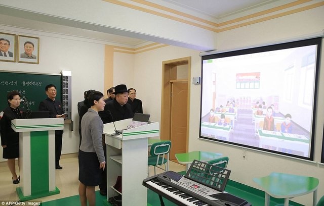 بازدید رهبر کره شمالی از دانشکده زنان 